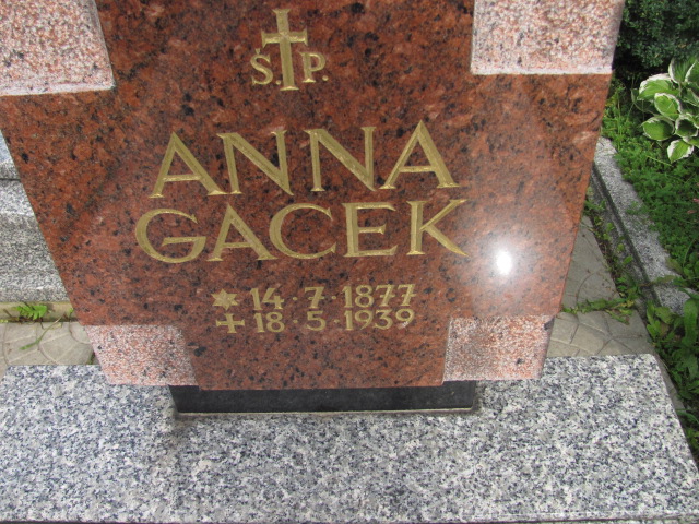 Anna Gacek 1877 Kozy - Grobonet - Wyszukiwarka osób pochowanych