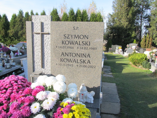 Szymon Kowalski 1944 Kozy - Grobonet - Wyszukiwarka osób pochowanych