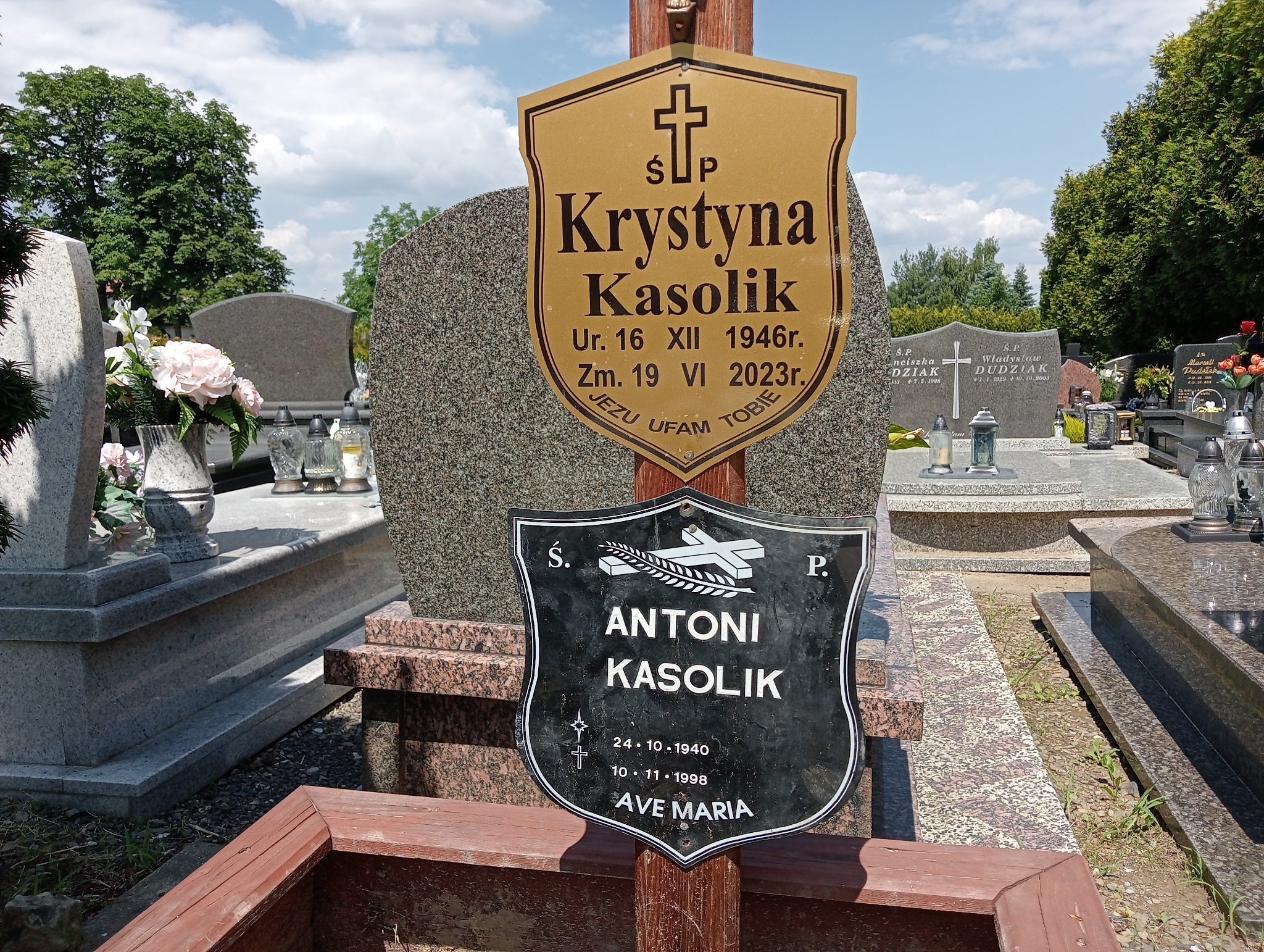 Krystyna Kasolik 1946 Kozy - Grobonet - Wyszukiwarka osób pochowanych